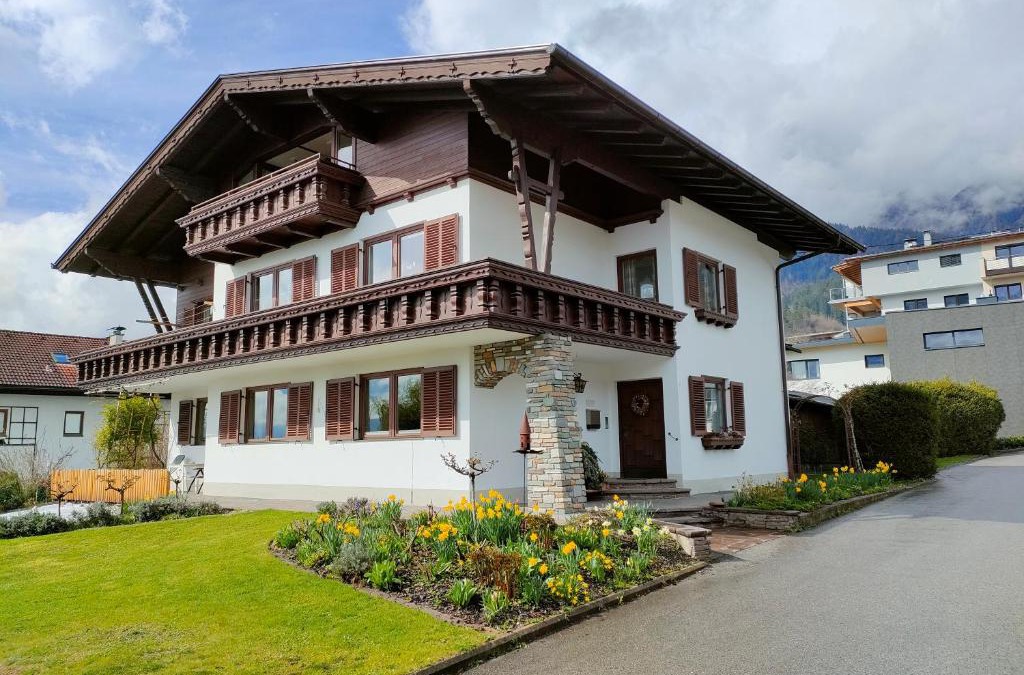 Thaur Apartment | Ferienwohnung Frech