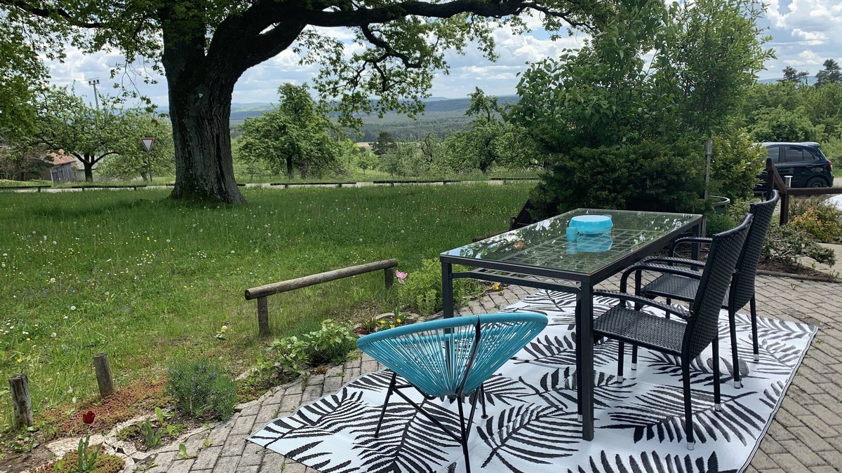 Graefensteinberg Apartment | Ferienwohnung "glücksmomente" im Fränkischen Seenland