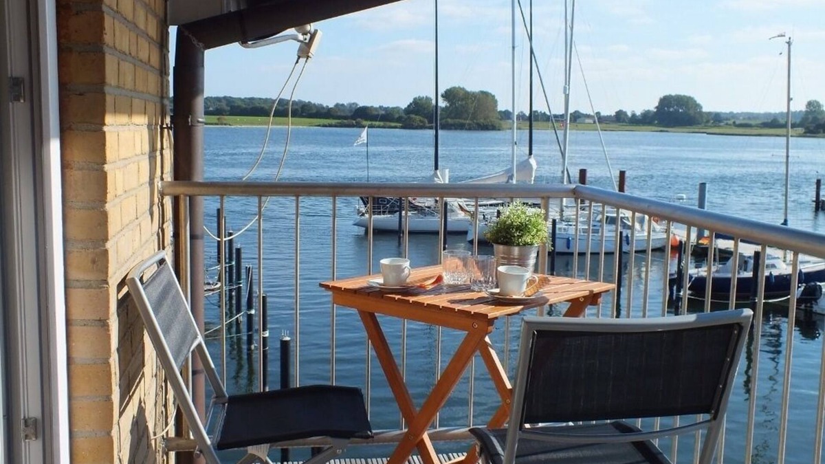 Arnis Apartment | Ferienwohnung Hafenkante in Bad Arnie