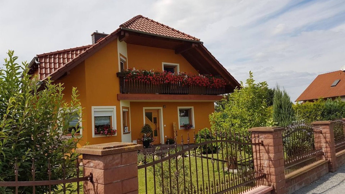 Niedergurig Apartment | Ferienwohnung Heckel - Vacation in the Upper Lusatia - Holiday apartment with garden and