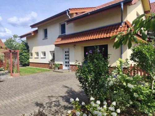 Halbendorf Apartment | Ferienwohnung Im Grünen