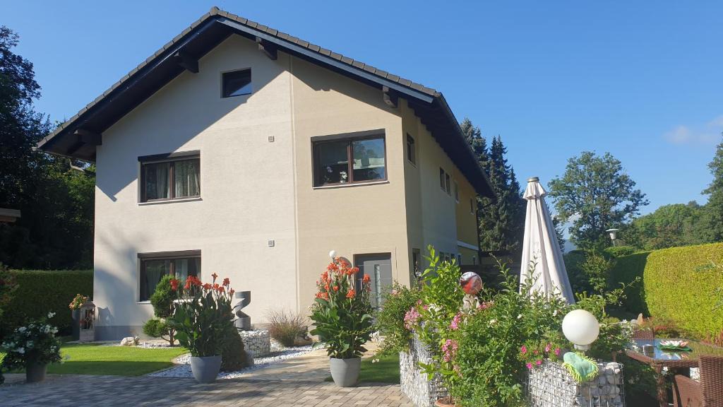 Krumpendorf am Woerther See Apartment | Ferienwohnung in Krumpendorf am Wörthersee