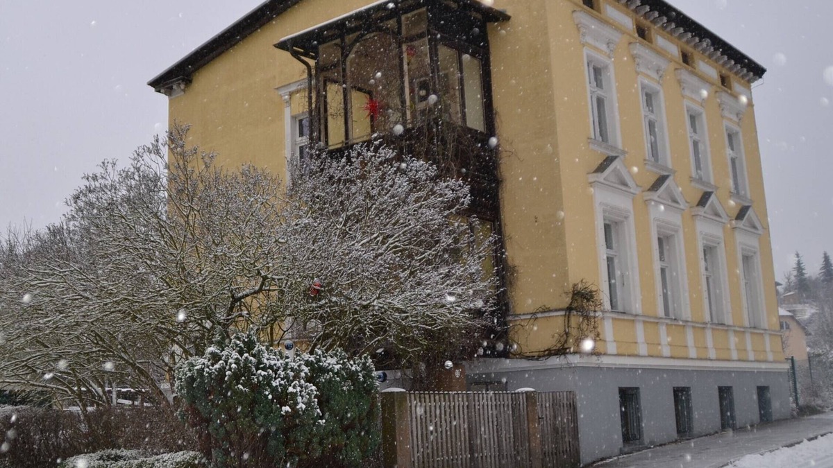 Eberswalde Apartment | Ferienwohnung mit Balkon im Zentrum von Eberwalde