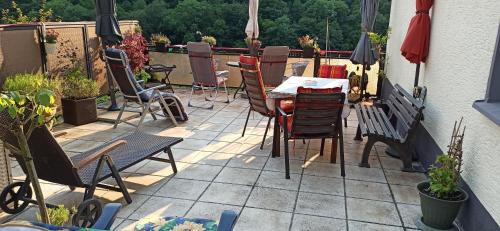 Altena Apartment | Ferienwohnung mit Terrasse für 1-4 Personen