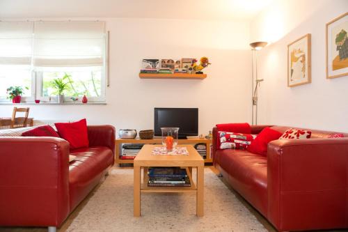 Bergisch Gladbach Apartment | Ferienwohnung Mittendrin