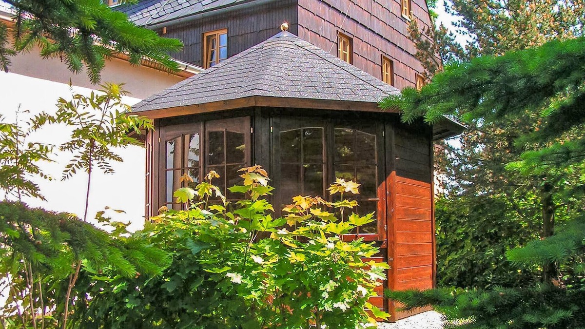 Neuwernsdorf Apartment | Ferienwohnung Neuhausen