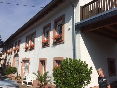 Serrig Apartment | Ferienwohnung Schmitz