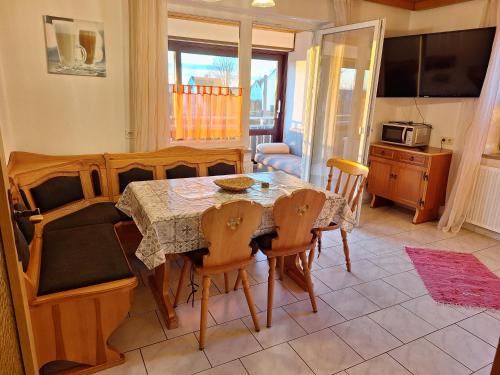 Diedorf Markt Apartment | Ferienwohnung Sirch