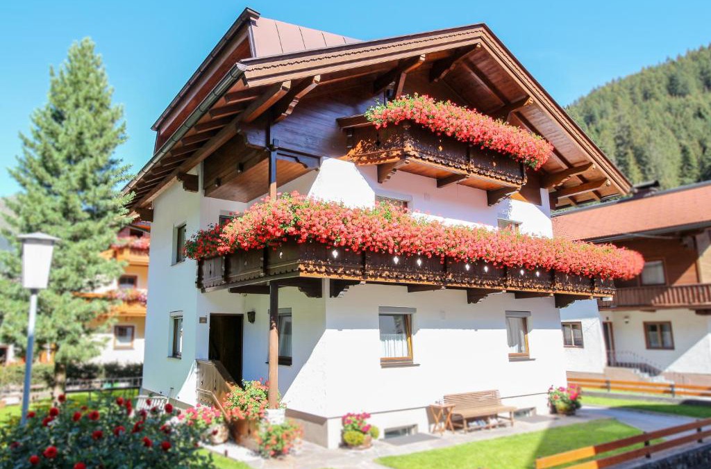 Lanersbach Apartment | Ferienwohnung Stoff
