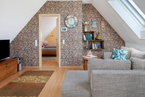 Burkheim Apartment | Ferienwohnung Trogus