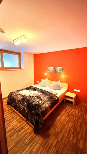 Warth Apartment | Ferienwohnungen "Adventure Panorama" Appartement Falken Top 8