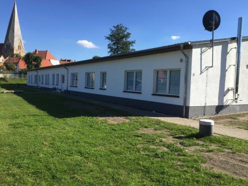 Buetzow Apartment | Ferienwohnungen nähe Bützower See