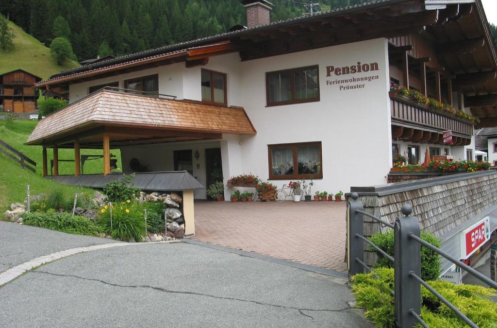 Maria Luggau Apartment | Ferienwohnungen Pension Prünster