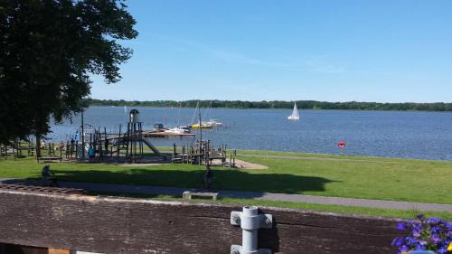 Ribnitz-Damgarten House | Ferienzimmer Roth