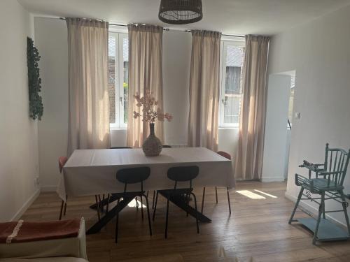 Criquebeuf-sur-Seine House | Ferme Cosy et Paisible au Bord de l'Eure