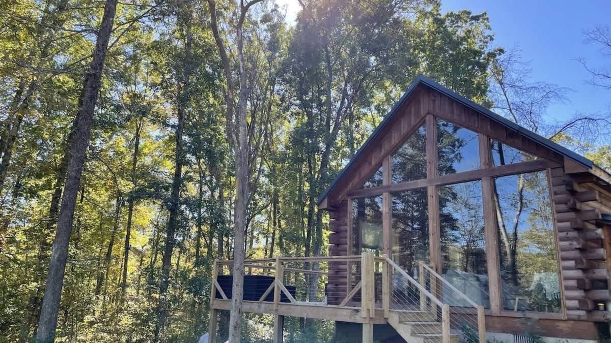 McArthur Cabin | Fern Haven A modern take on Hocking Hills cabins