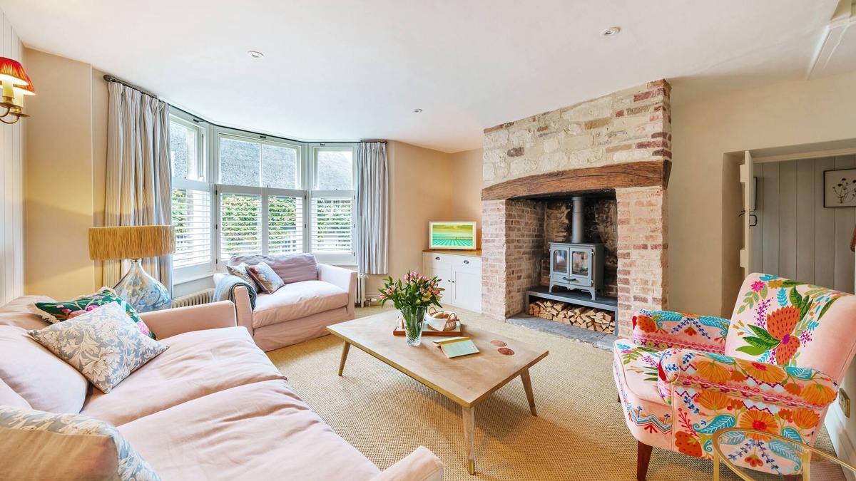 Evershot House | Fern House sleeps 4 guests in 2 bedrooms