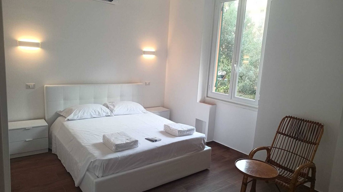 San Teodoro Apartment | Ferry Terminal Apartment, 2 steps from embarkations, station, historic center