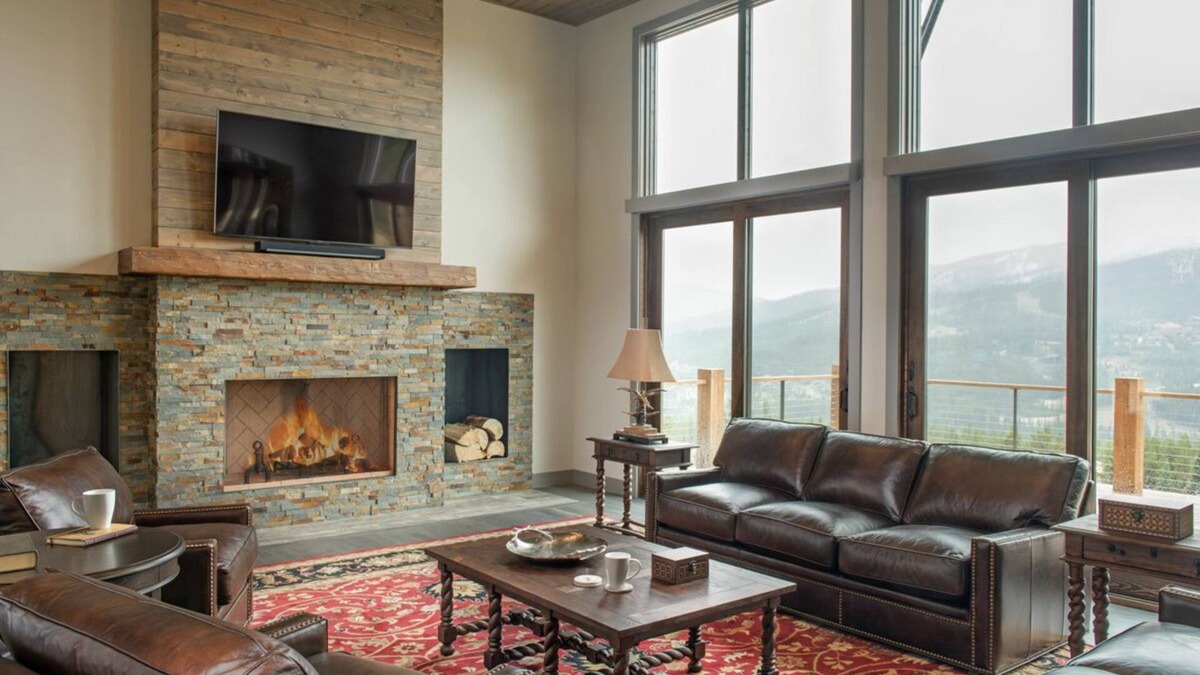 Big Sky House | Festive Dates Available! Stunning Home with Beautiful Lone Peak Views! Hot Tub