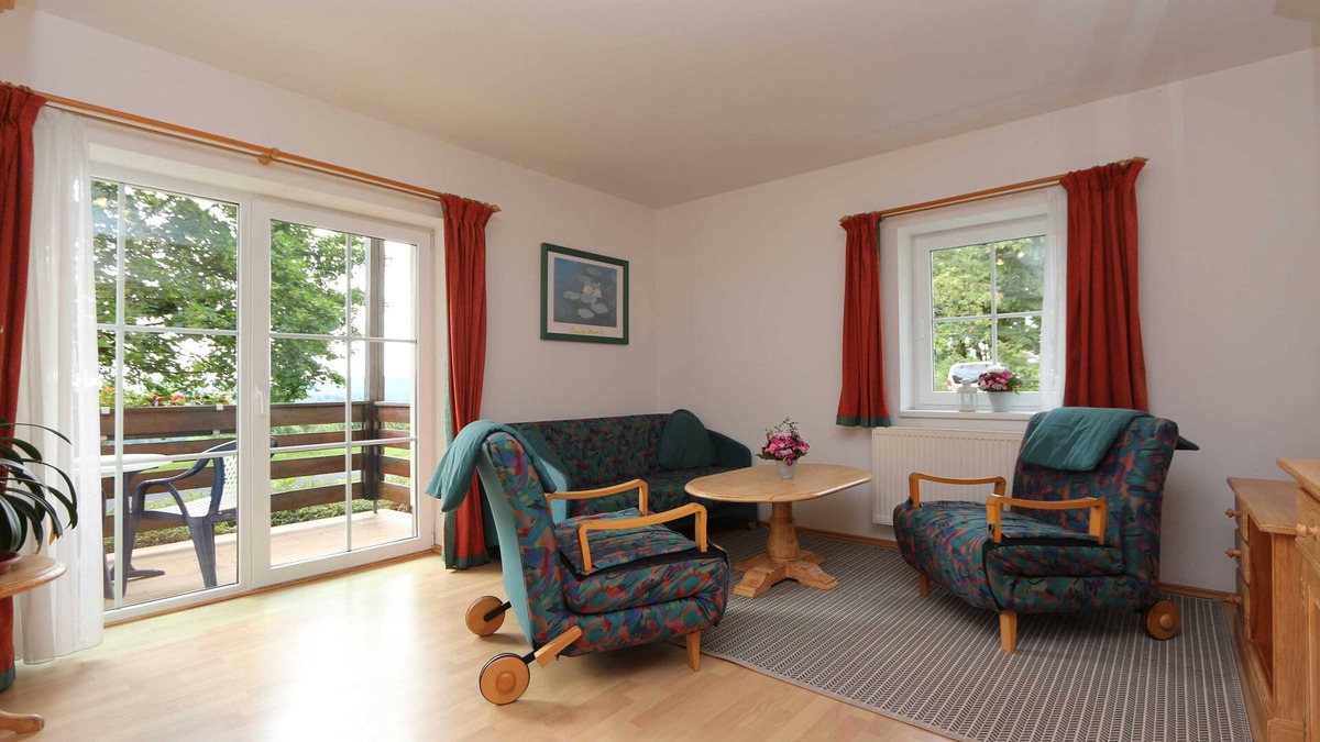 Frauenwald Apartment | Fewo 01, EG, 2 Zi., Frauenwald - Bergblick Frauenwald - Fewo.cc