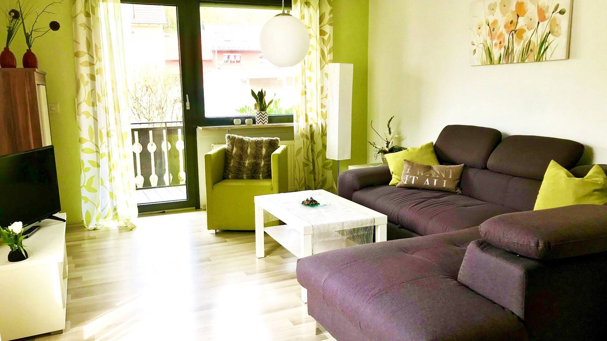 Steinwiesen Apartment | FeWo an der Rodach - sonnige Erdgeschosswohnung mit Garten