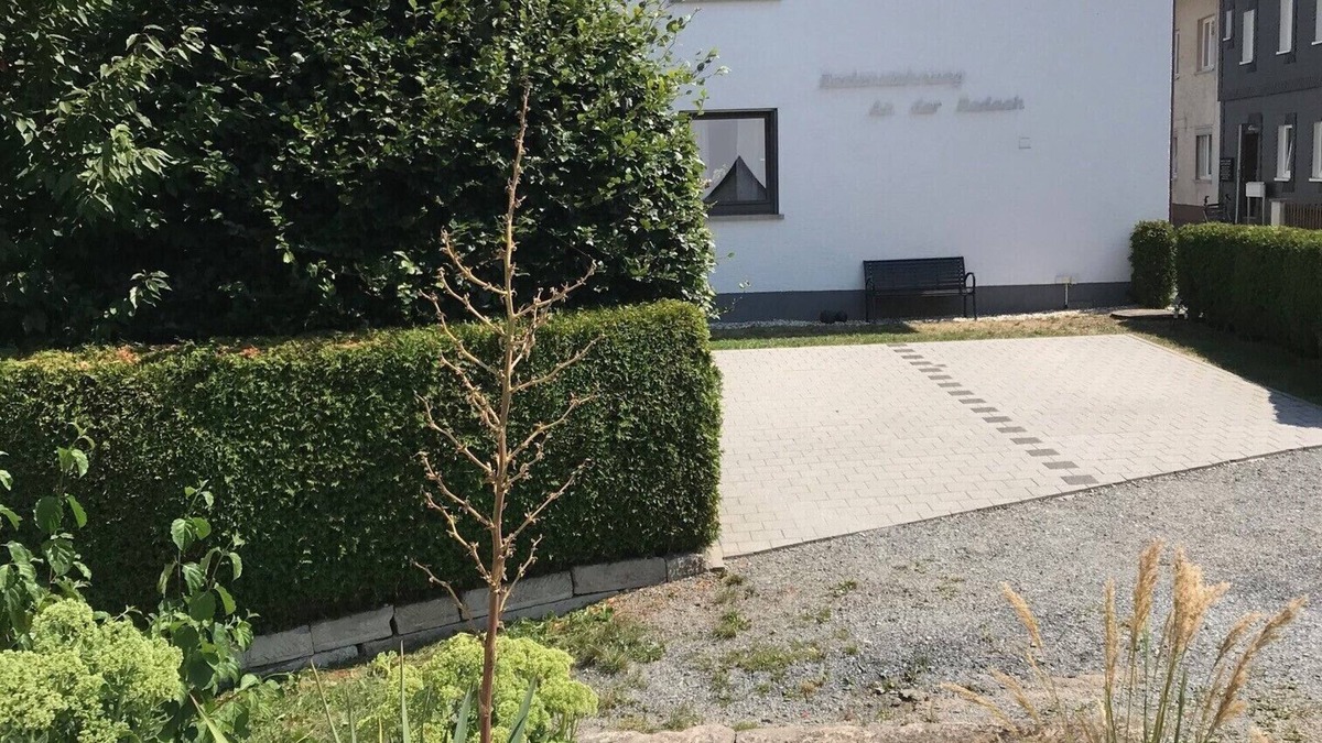 Steinwiesen Apartment | FeWo an der Rodach - großzügige Wohnung mit tollem Balkon