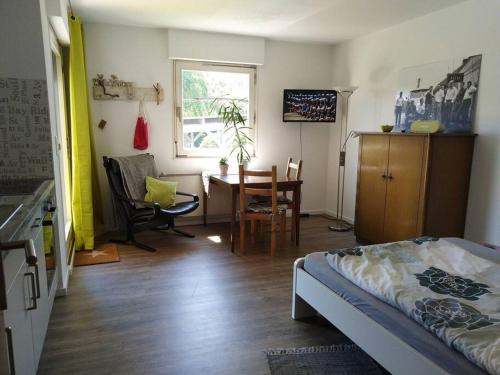 Rhynern Apartment | FeWo Johan - ideal für 1-2 Personen, eigene Terrasse