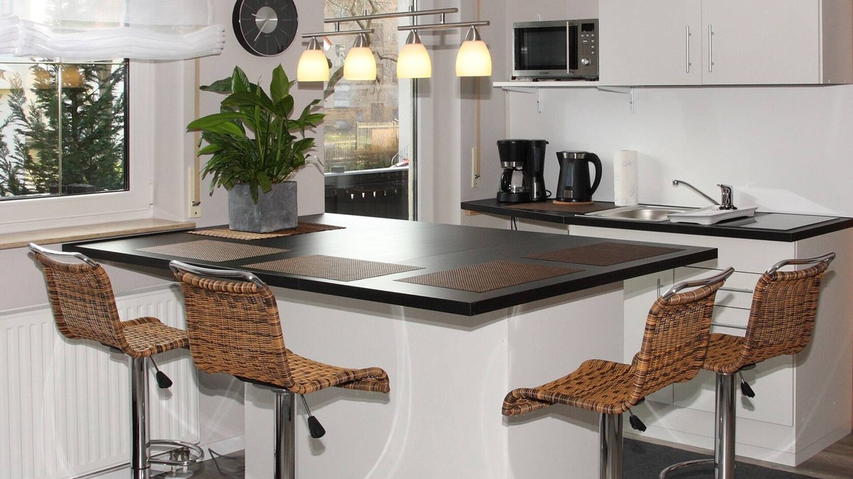 Ost Apartment | FeWo Leipzig 2019 Modern 4-P. Apartment / good infrastructure in a quiet location