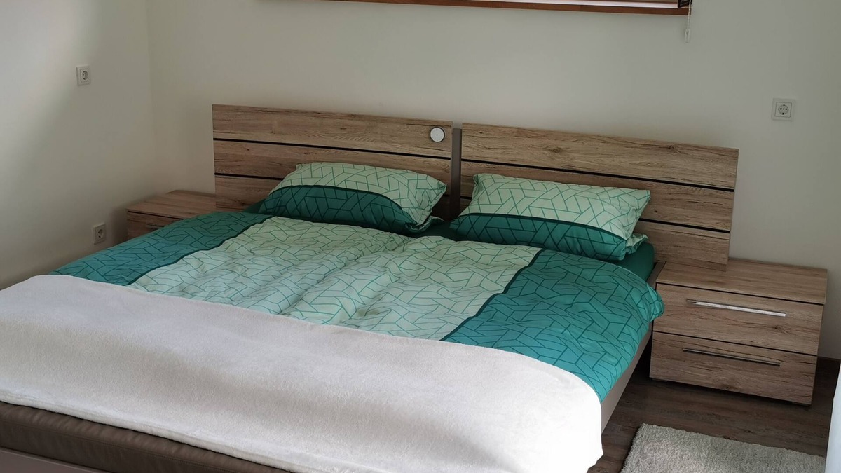 Penzing Apartment | Fewo Mia-lena Sonnig und Ruhig wir Freuen uns auf Dich