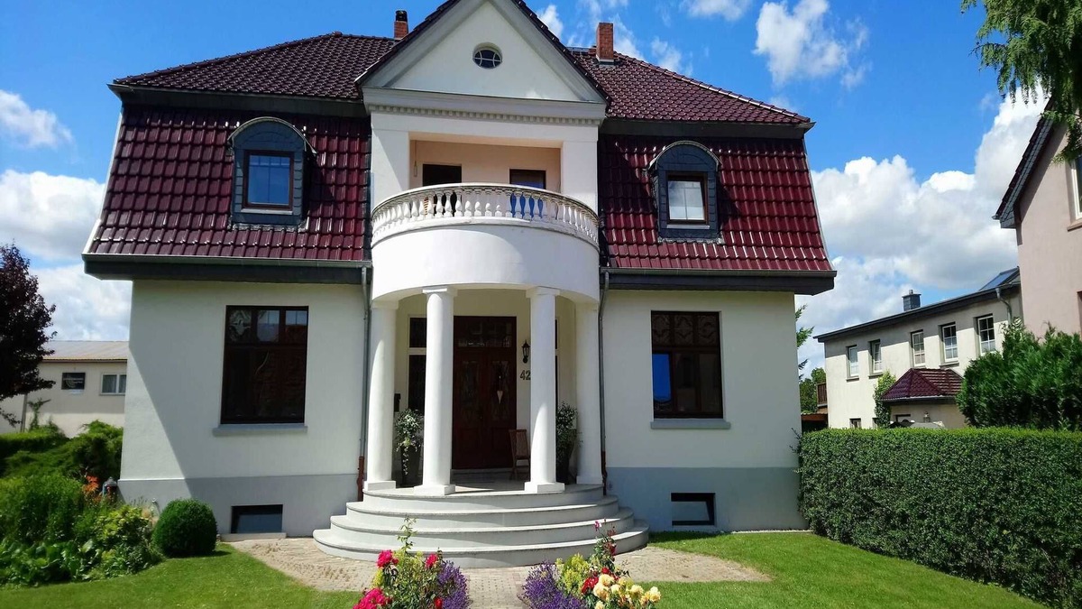 Teterow Apartment | Fewo Moltke Villa - Moltke Villa
