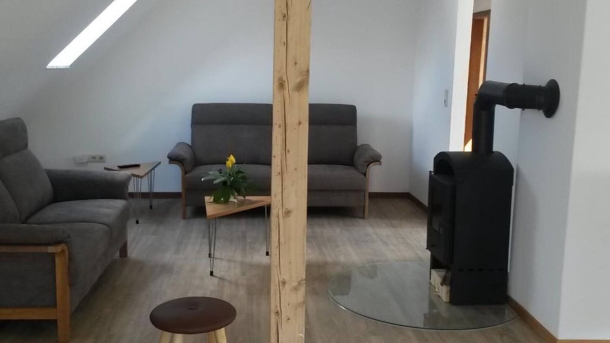 Nordseebad Burhave Apartment | Fewo1, Obergeschoss, Dusche, WC, 2 Schlafräume - Ferienwohnungen Jedebrock