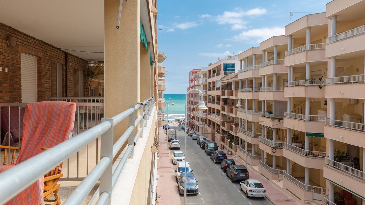 El Moncayo Apartment | Fidalsa Bay View Romance
