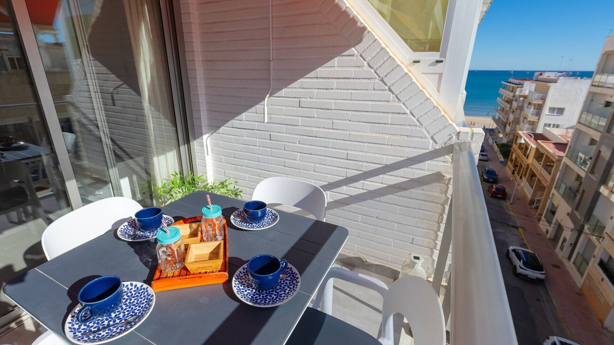 El Moncayo Apartment | Fidalsa Seaside Views