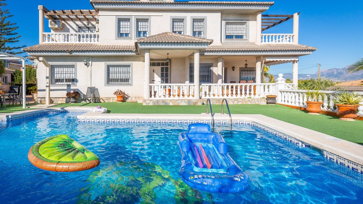 Mutxamel Villa | Fidalsa White House Premium