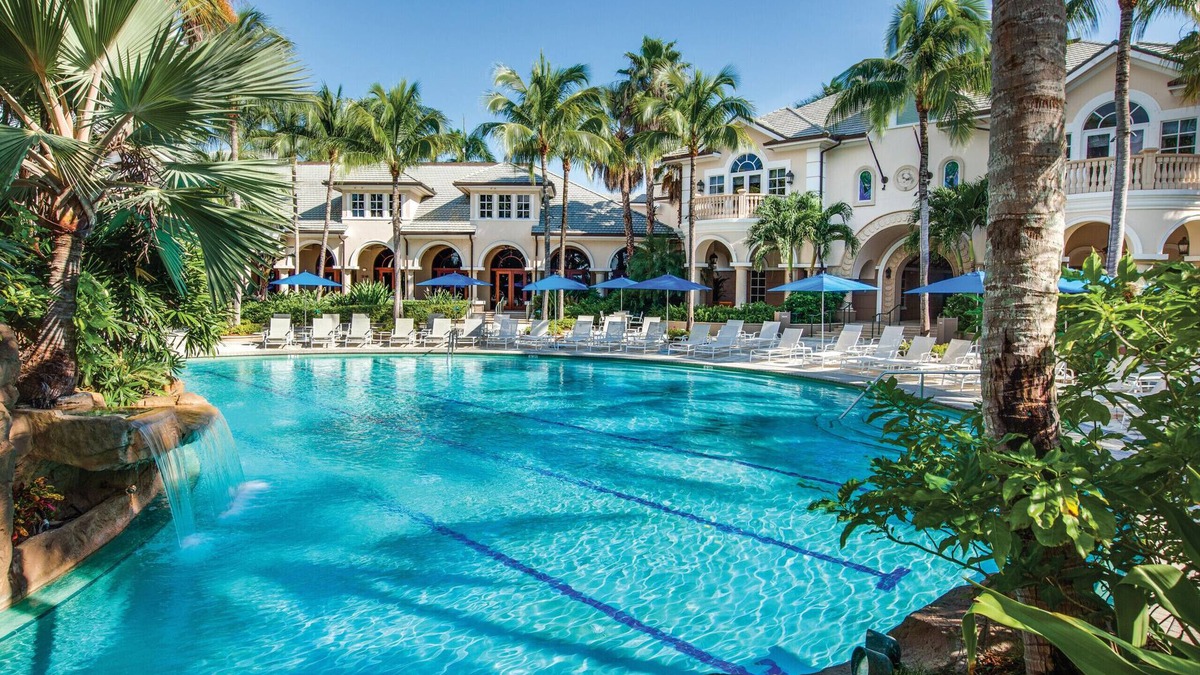 Naples Condo | Fiddler's Creek Naples Coach Home Getaway with Exceptional Amenities!