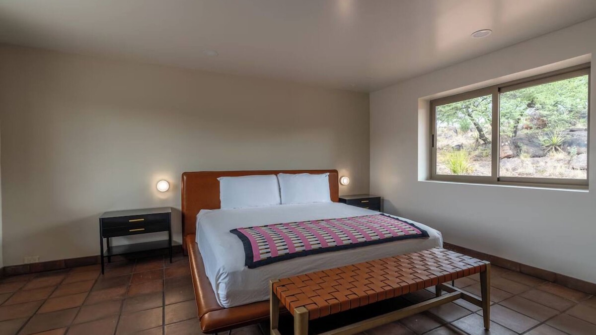 Fort Davis Apartment | Field House 6 at High Frontier