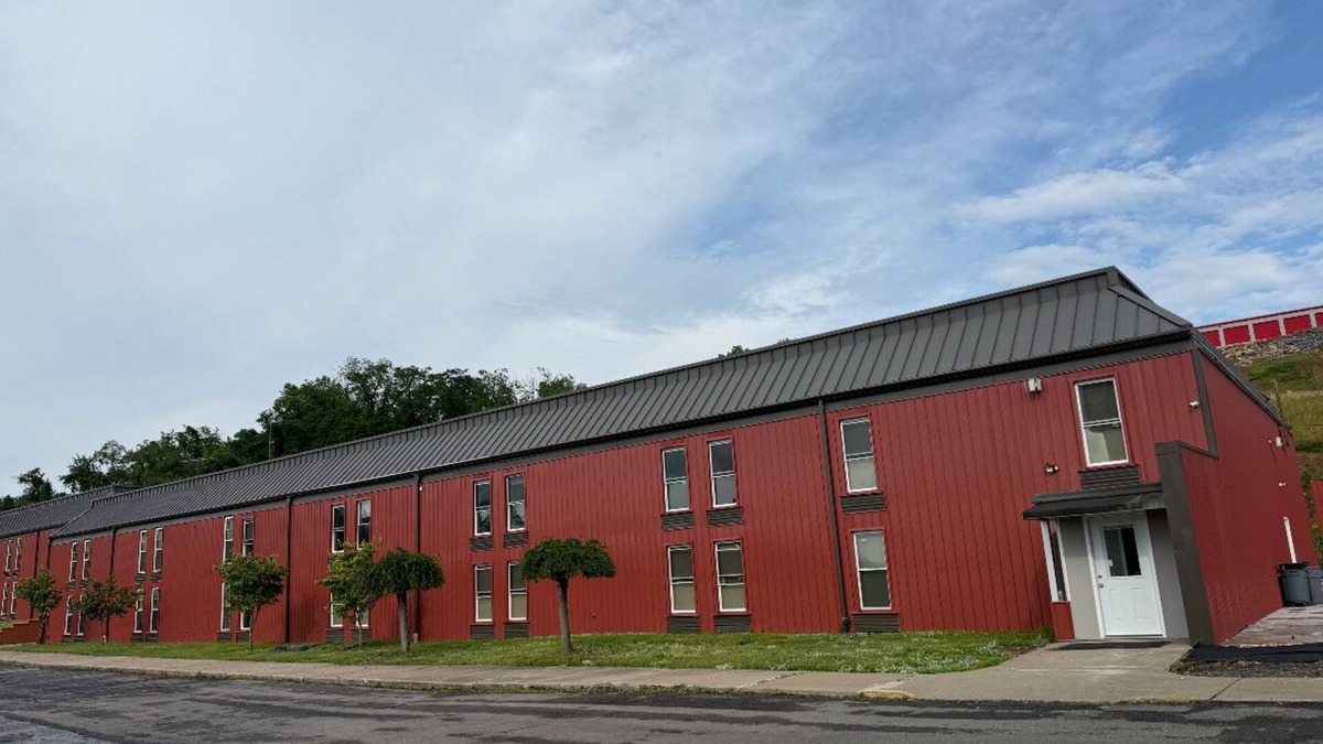 Fairmont Apartment | Fieldstone Apartments & Studios