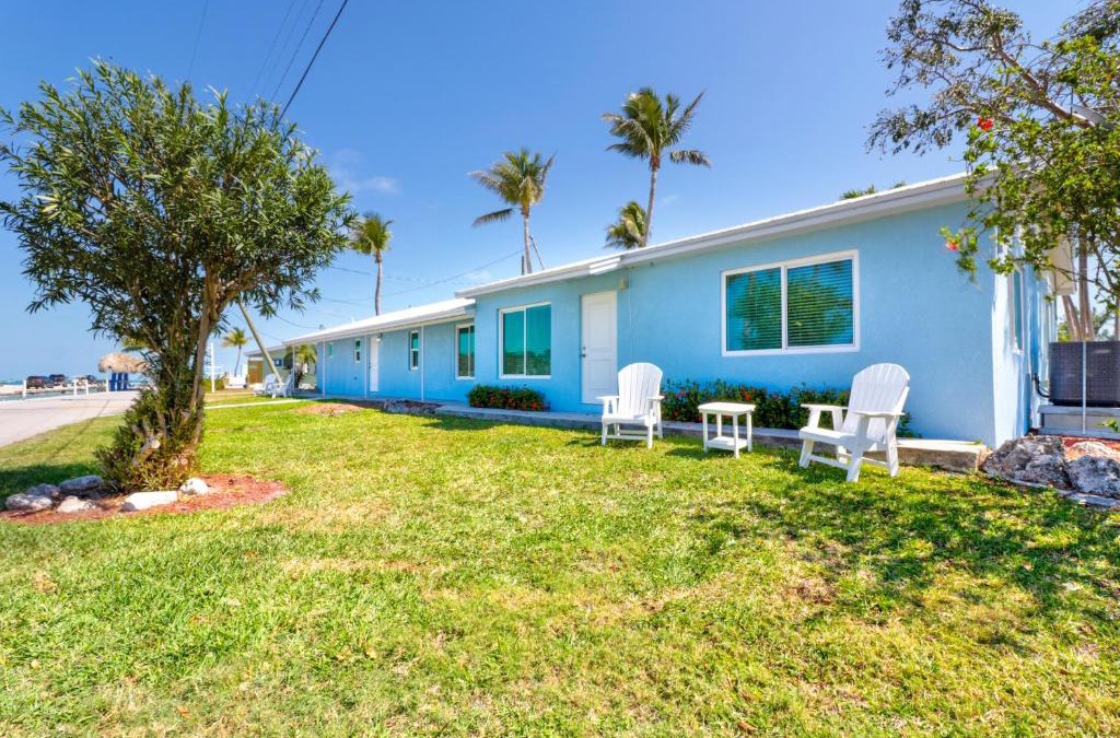 Long Key Resort | Fiesta Key RV Resort Standard ADA Room 5