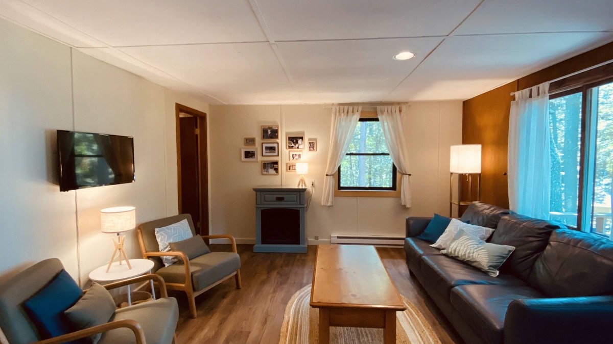Boulder Junction Cabin | Fiesta on the Lake - Ferns on Trout Lake