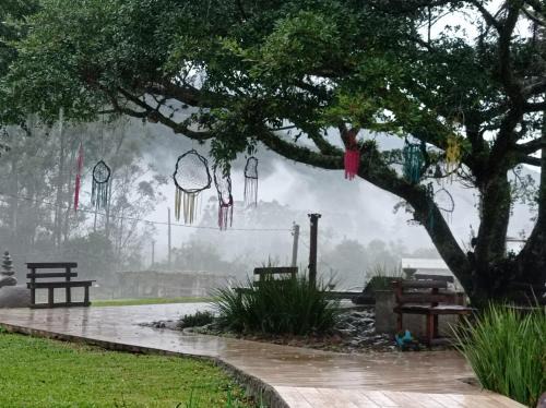 Praia Grande Ski Chalet | Figueira do Rio do Boi Chalé Ametista