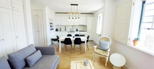 Figueira da Foz Apartment | Figueira Penthouse by the Marina