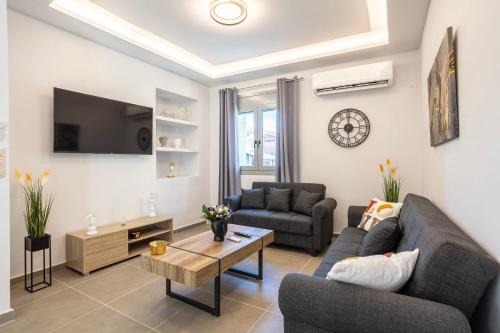 Filiatra Apartment | Filiatra Charming Urban Escape Your Cozy Retreat