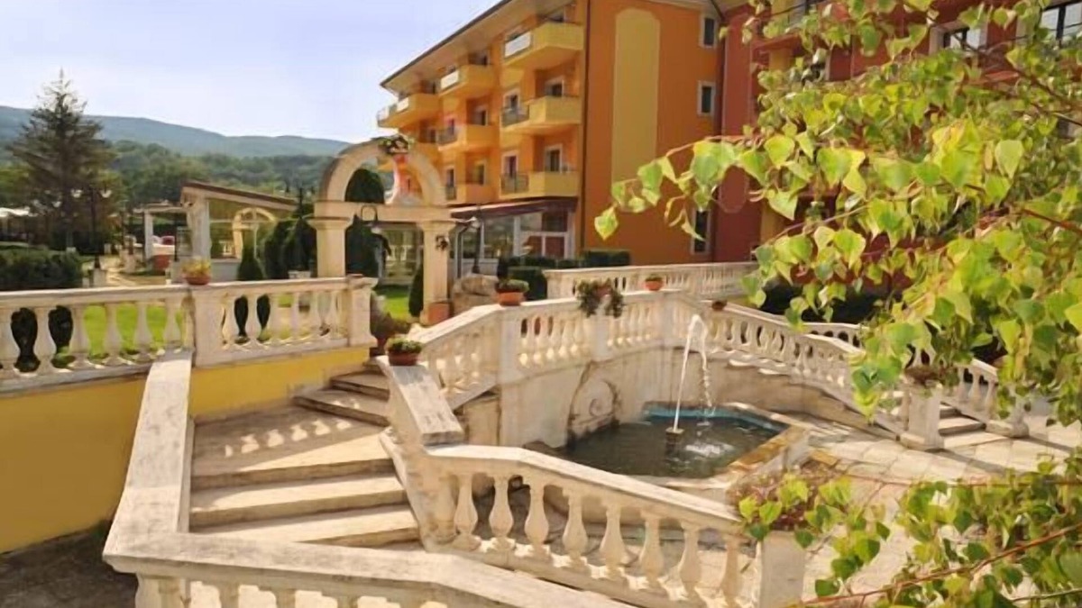 Gioia dei Marsi Hotel | Filippone Hotel & Ristorante