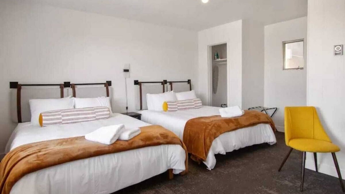 Fillmore Apartment | Fillmore Lodge: Discounted 2 Double Queens Rm