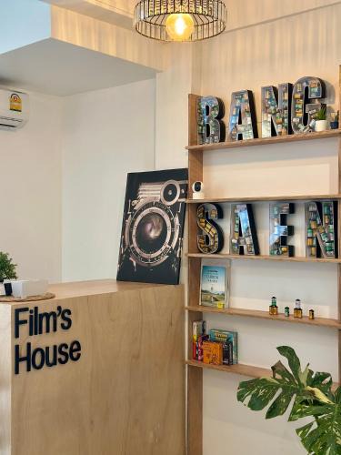 Ban Bang Saen Hostel | Films House Hostel