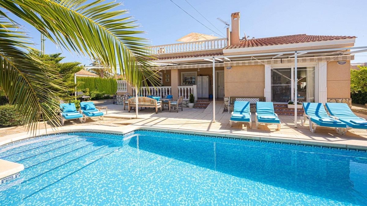 Hoya de los Patos Villa | Finca Agapito (6p) with pool in Alicante