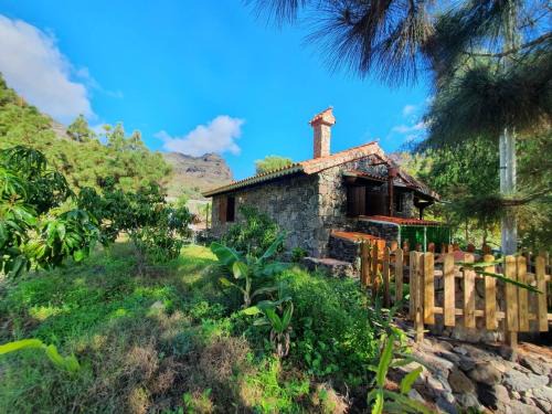 La Aldea de San Nicolas House | Finca Arenales by Villas Rivero