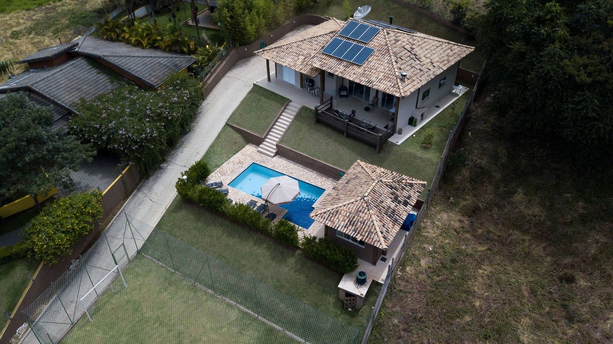 Jarinu House | Finca with heated pool in gated community