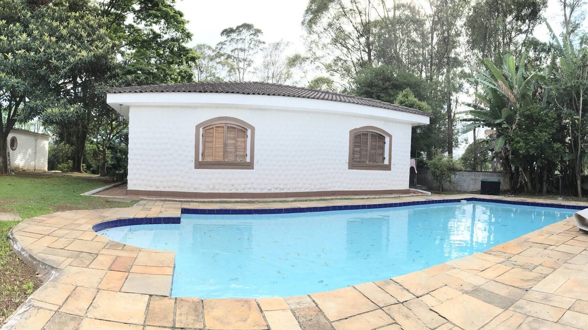 Osasco House | Finca with Pool Next to SBT in Anhanguera / SP