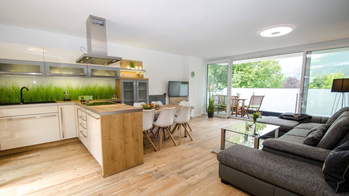 Thumersbach Apartment | Finest Penthouse Waterside Zell am See